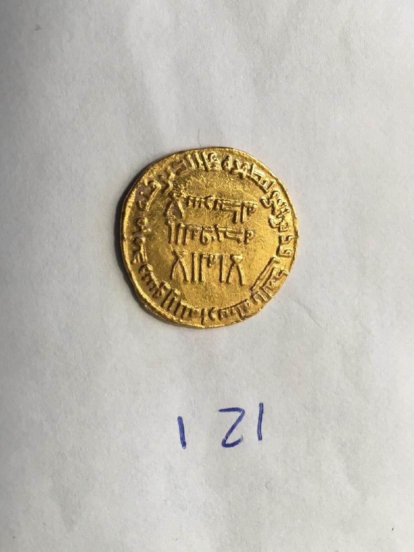 Islamic Empire - Umayyad dynasty. Gold Dinar, Hisham: Title: Islamic Empire - Umayyad dynasty. Gold Dinar, Hisham (105-125H / AD 725-743). Specific year : 121H (AD 740) Date/Period: 121H (AD 740) Materials: Gold Dimension: 4,25 g Description:Umayyad, tem