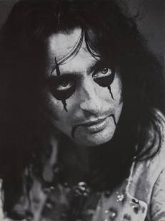 LYNN GOLDSMITH - Alice Cooper: Artist: Lynn GoldsmithTitle: Alice CooperMedium: Photo Litho, 1995, JapanDimensions: 8.2x10.95"Heat Wax Mounted on 11x14" Conservation Board Lynn Goldsmith (1948) is an American recording artist, a