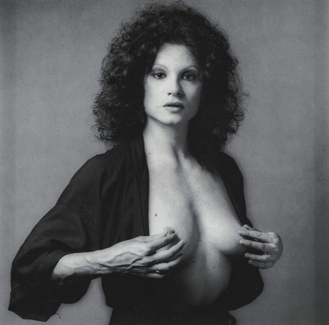 ROBERT MAPPLETHORPE - Lisa Lyon, 1982: Artist: Robert Mapplethorpe Title: Lisa Lyon, 1982Medium: Photo Litho, 1984, France Dimensions: 8x7.9" Heat Wax Mounted on 11x14" Conservation Board Robert Mapplethorpe was an American photographer, k