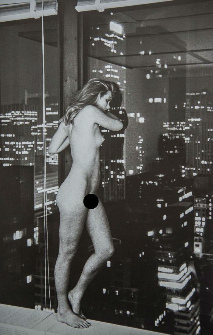 HELMUT NEWTON - Patti Hansen Over Manhattan, 1977: Artist: Helmut Newton Title: Patti Hansen Over Manhattan, 1977 Medium: Photo Litho, 1979, USA Dimensions: 9x14" Unmounted Helmut Newton (1920-2004) was a German-Australian photographer. He was a proli