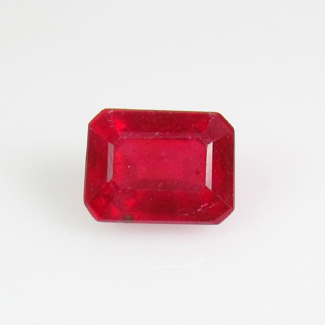 2.51 Ct Genuine Mozambique Red Ruby Emeald Cut (1 of 2)
