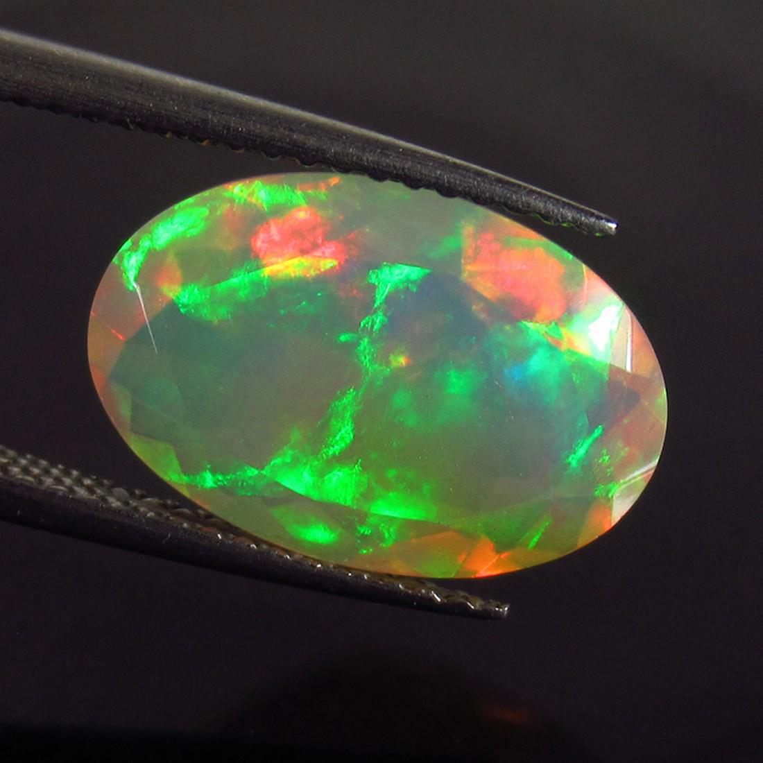 IGI Certified 3.25 Ct Genuine Faceted Fire Opal Oval (1 of 3)