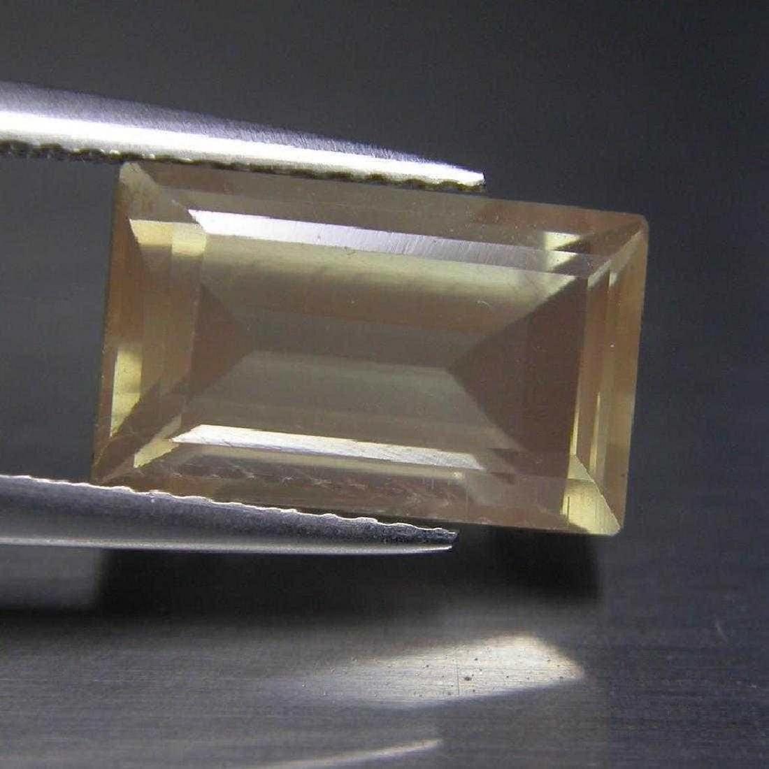 3,78 ct Oregon Sunstone: Title: 3,78 ct Oregon Sunstone Gemstones: Oregon Sunstone Carat Weights: 3,78 ct Size/Dimensions: 12,2x7,4x5,4 Origin: usa Reserve: $90.00 Shipping: Domestic: Free shipping to anywhere within the con
