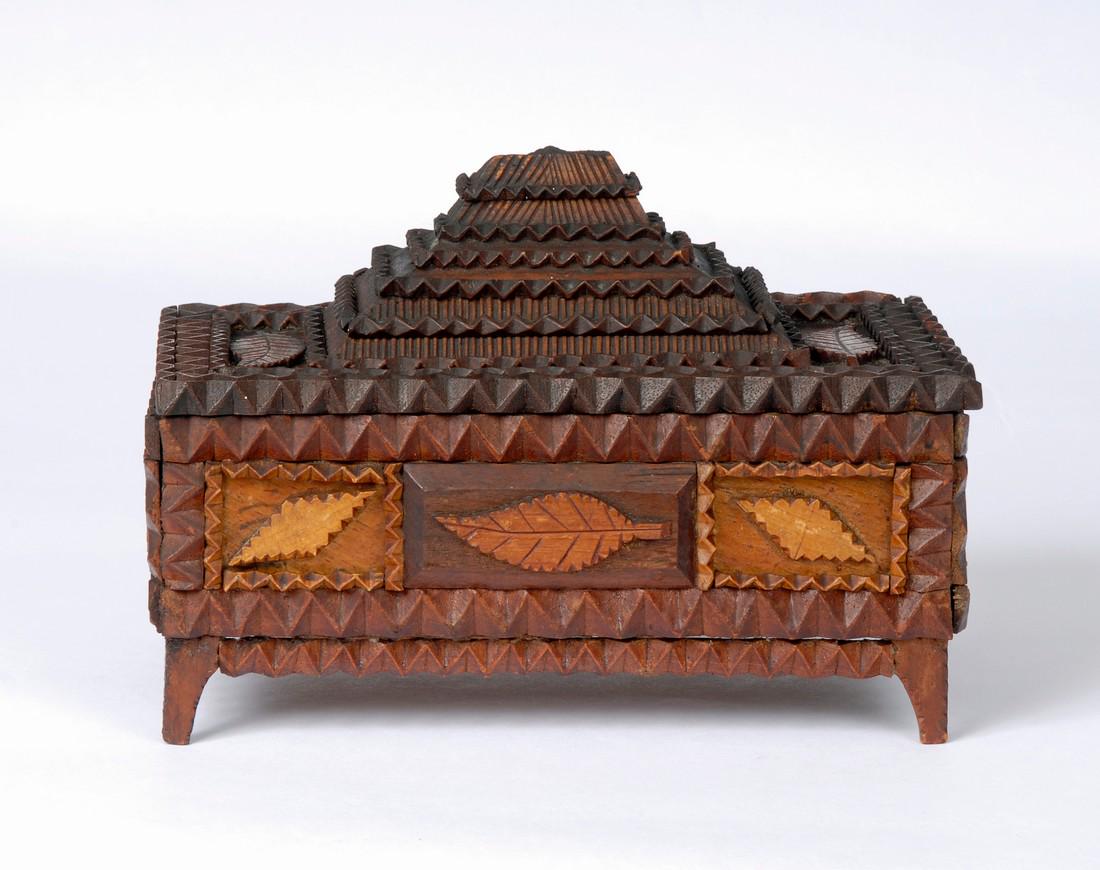 Tramp Art Box with Leaves (1 of 8)