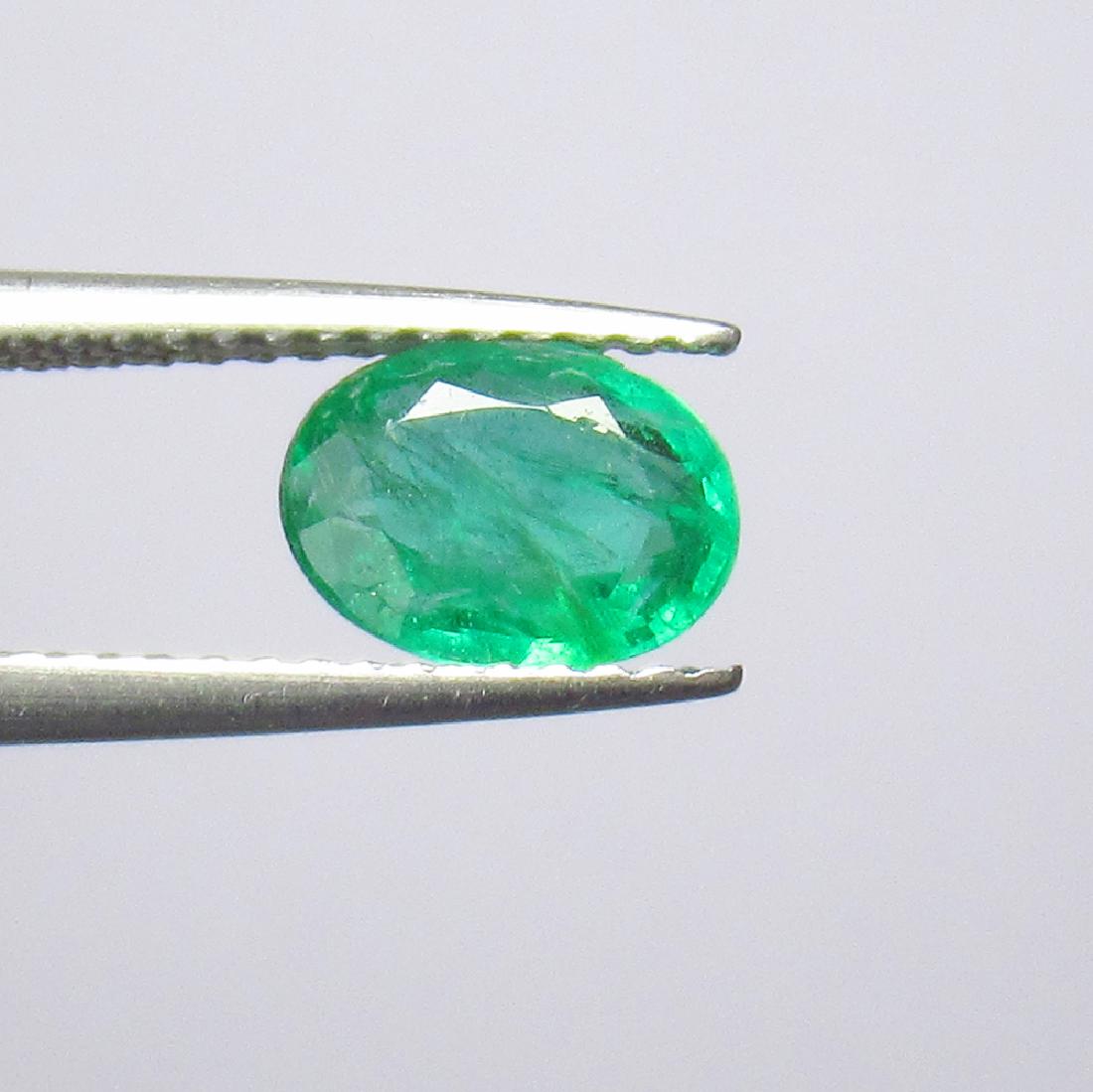 0.85 Ct Genuine Zambian Emerald Oval Cut Top Green (1 of 2)
