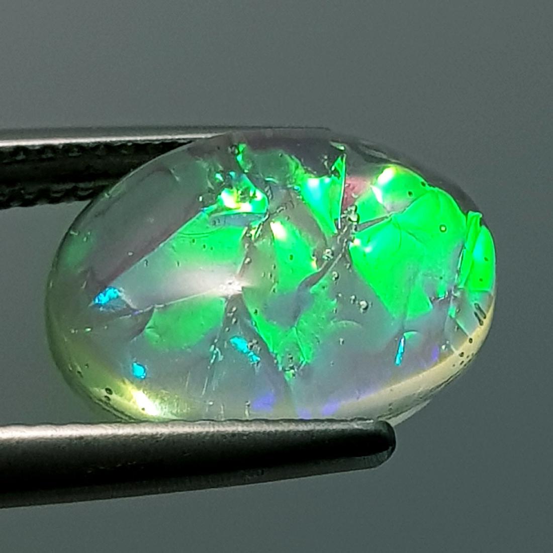 5.85 ct Australian Doublet Opal (1 of 7)