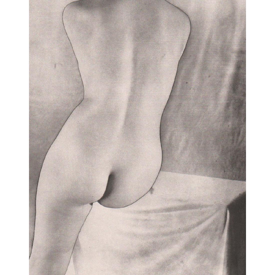 ERWIN BLUMENFELD - Torso, Solarized, Paris 1937: Artist: ERWIN BLUMENFELD Print Title: Torso, Solarized, Paris 1937 Medium: Sheet-fed Gravure Printing Date: 1980's Printed in Italy Image Size: 8.5 x 11 inches Erwin Blumenfeld was a German photograph