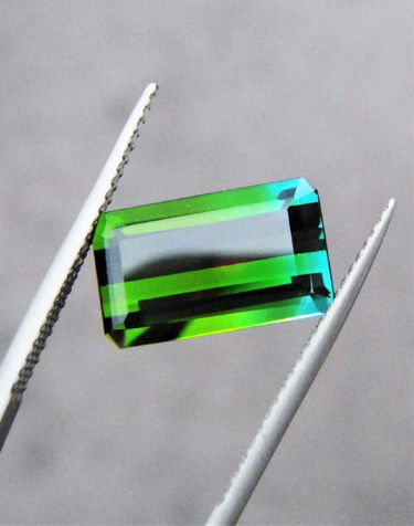 Green Blue Tourmaline Certified - 4.25 ct