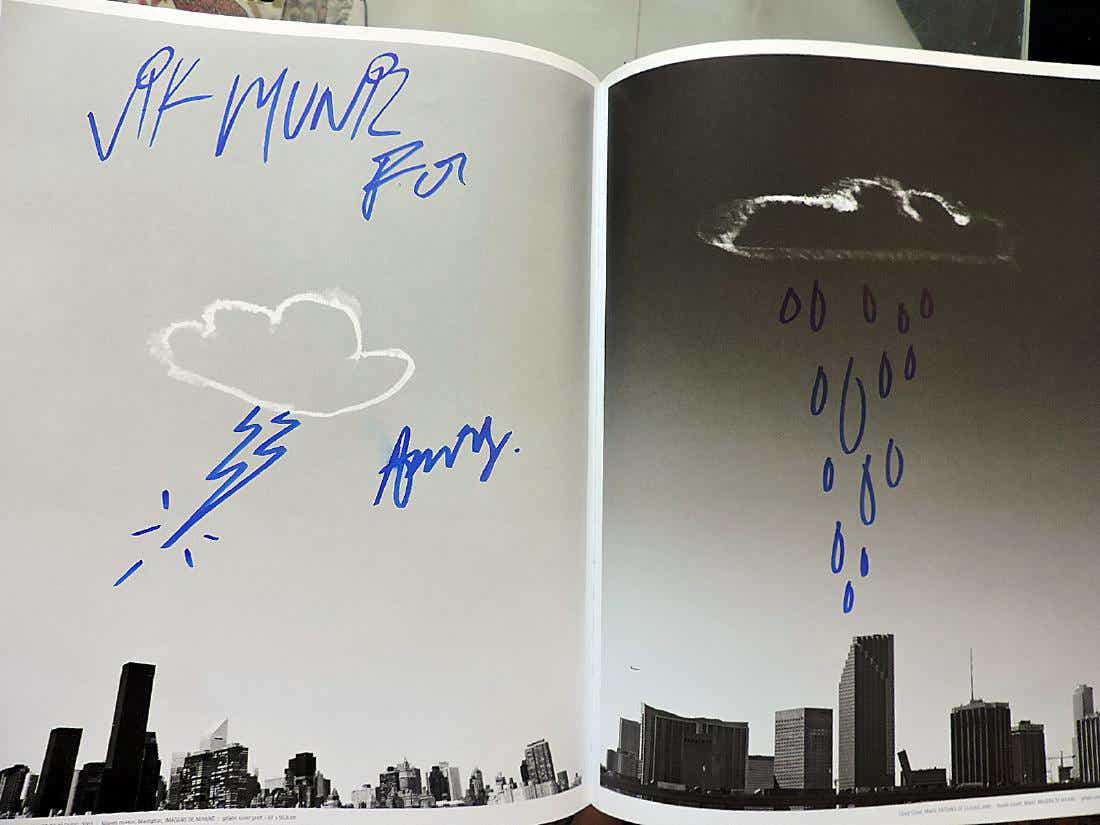 Vik Muniz - Book of the artist: Title: Vik Muniz - Book of the artist Origin: autographed by the artist in 2009. At Exhibition in São Paulo/Brazil Materials: book and photos Size: 39 x 31 cm book edited only for the artist exhibiti