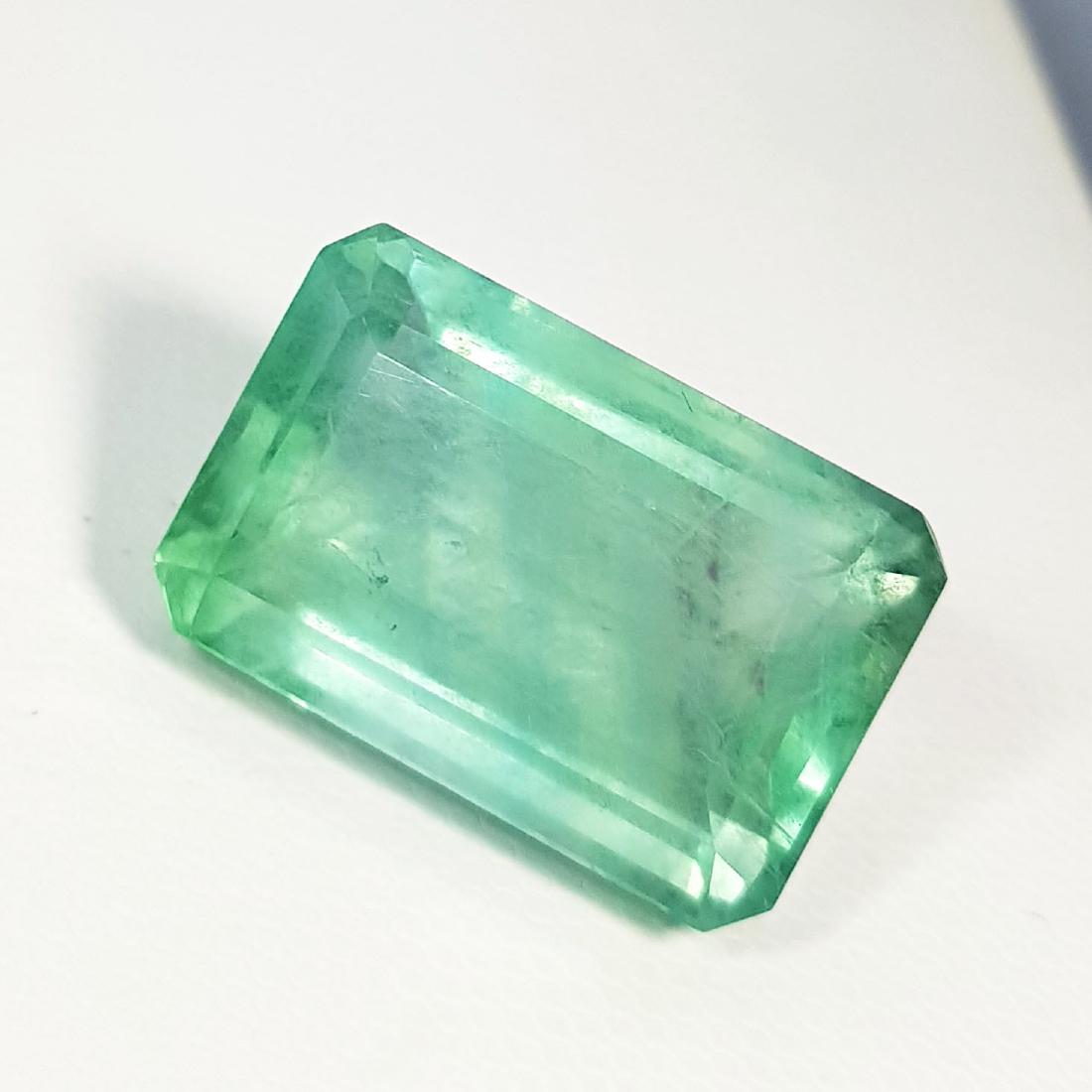 Natural Colombian Green Fluorite Emerald Cut 41.85 ct: No Reserve! Title: Natural Colombian Green Fluorite Emerald Cut 41.85 ct Color/Clarity: SI Gemstones: Loosegemstone Carat Weights: 41.85 Size/Dimensions: 22.65 x 14.80 x 12.00 Additional Information: 