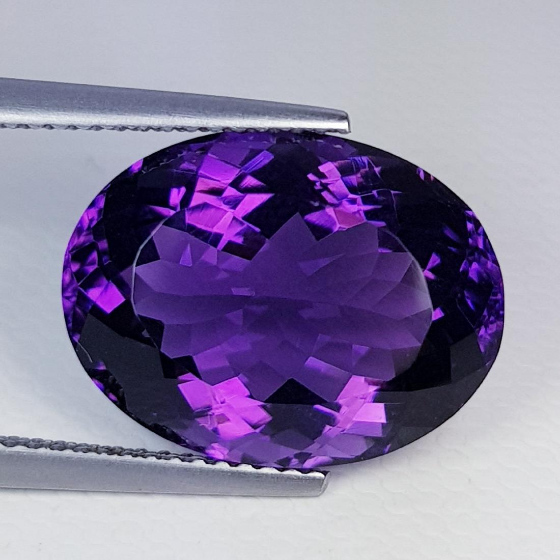Natural Amethyst Oval Cut 9.60 ct (1 of 6)