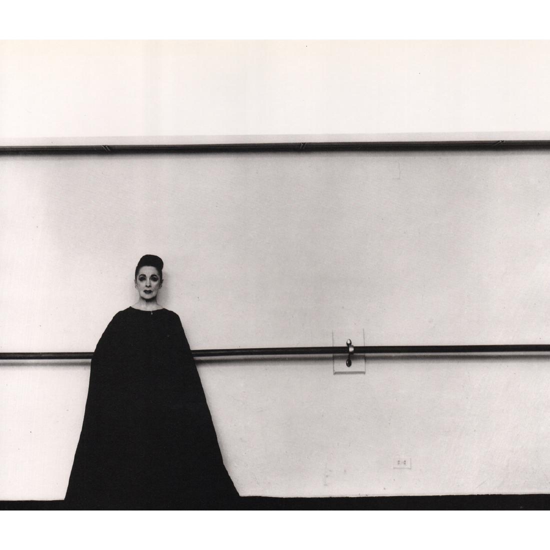 ARNOLD NEWMAN - Martha Graham, 1961: Artist: ARNOLD NEWMAN Print Title:Martha Graham, 1961 Medium: Photo-Lithograph Printing Date: 1980's Printed in Japan Image Size: 10 x 6.5 inches Arnold A. Newman (1918-2006) was an American photograp