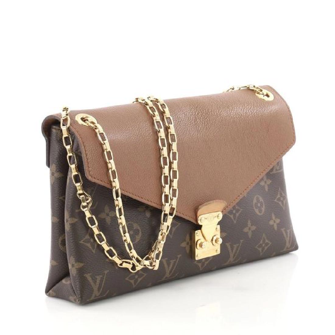 louis vuitton pallas chain shoulder bag