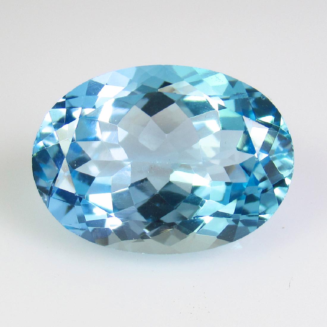 15.93 Ct Genuine Brazil Sky Blue Topaz Oval Cut (1 of 2)