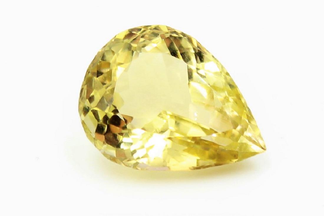 ** Lemon Quartz of 8.54 ct **: No Reserve! Title: ** Lemon Quartz of 8.54 ct ** Brand: Colored Gemstones Metal Purity: VVS Gemstones: Lemon Quartz Carat Weights: 8.54 ct Size/Dimensions: 16.10 x 14.00 x 9.40 mm Shipping: Domestic: