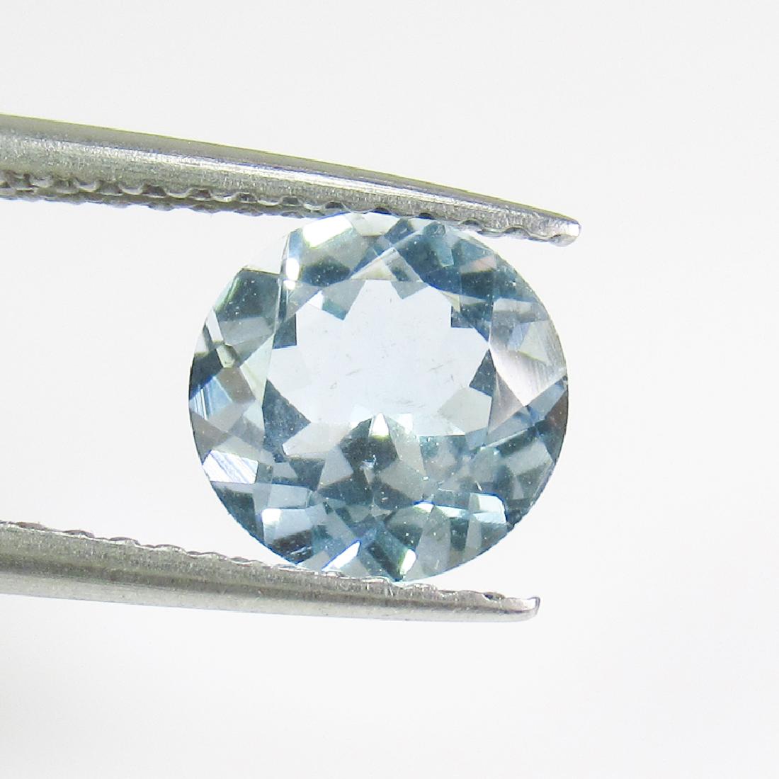 1.06 Ct Genuine Aquamarine 7 mm Round Cut (1 of 2)