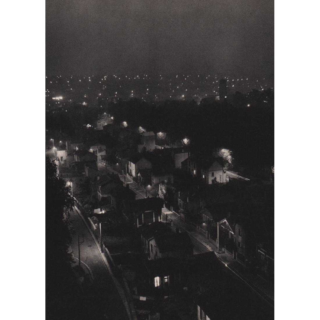 ROBERT DOISNEAU - The Pavilions: No Reserve! Artist: ROBERT DOISNEAU Print Title: The Pavilions Medium: Sheet-fed Gravure Printing Date: 1940's Printed in Switzerland Image Size: 6 x 8.5 inches Robert Doisneau (1912-1994) was a Frenc