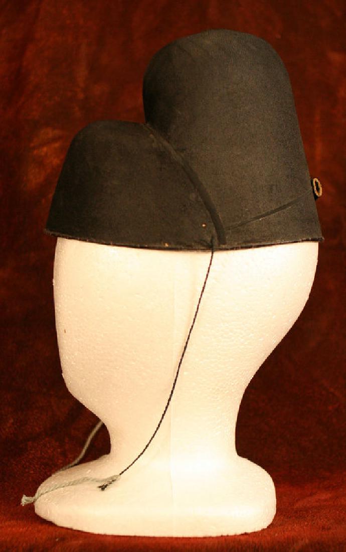 Rare Hat of the Military Band of the Royal Court (1 of 6)