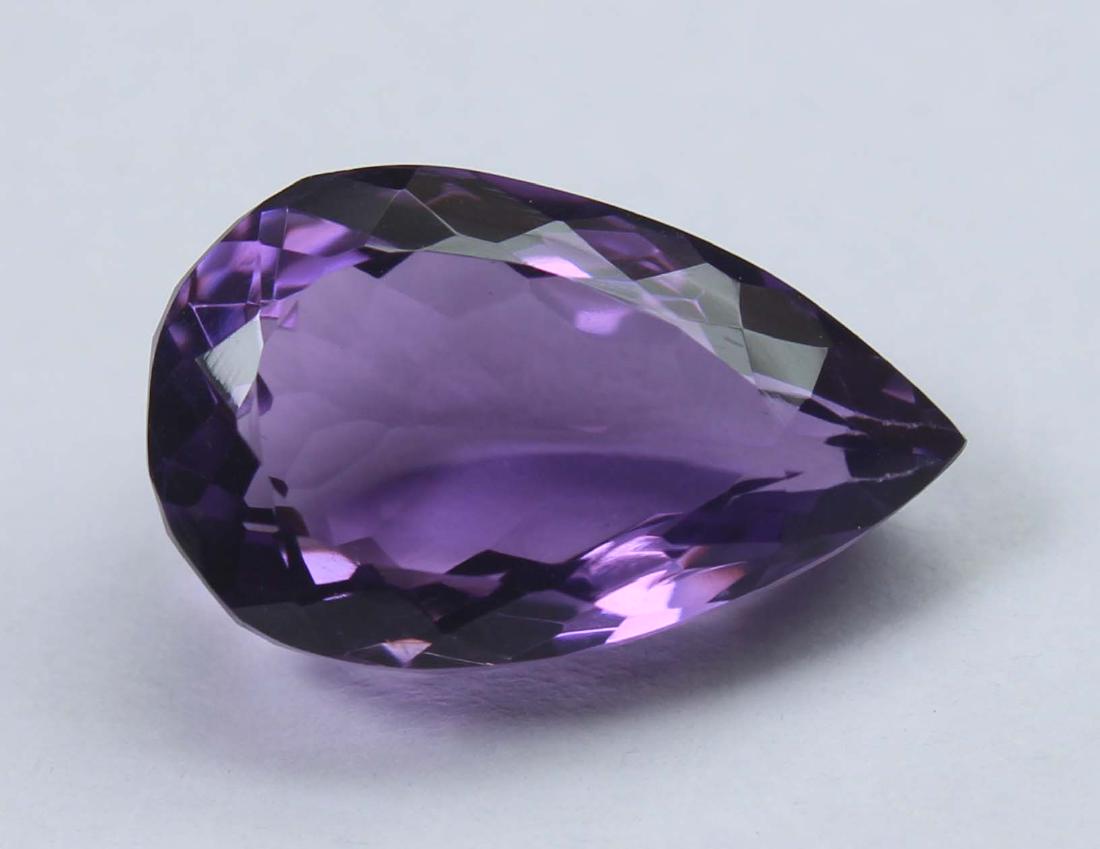 9.88 Ct Natural Amethyast (1 of 3)