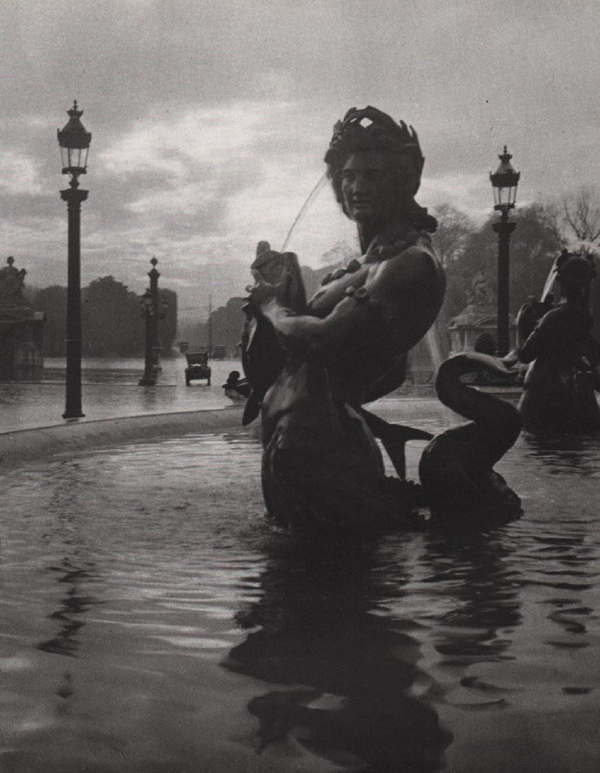 KERTESZ -The Fountain at the Place de la Concorde, 1925 (1 of 1)