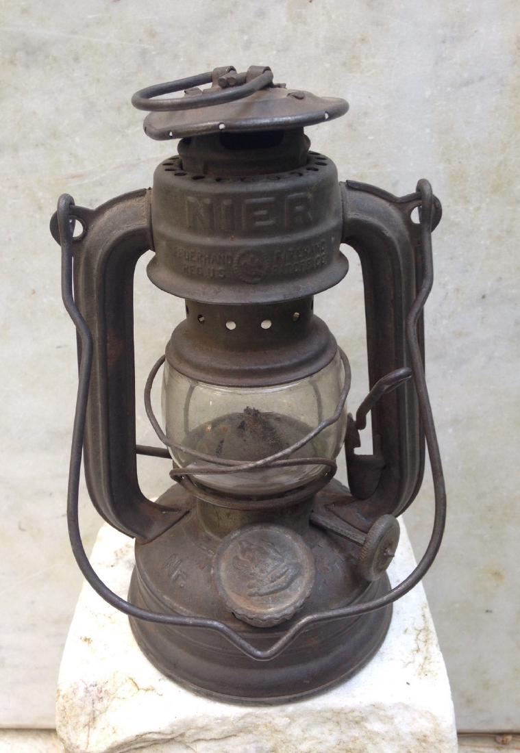 C1900 Small Tin Lantern In Gc (1 of 7)