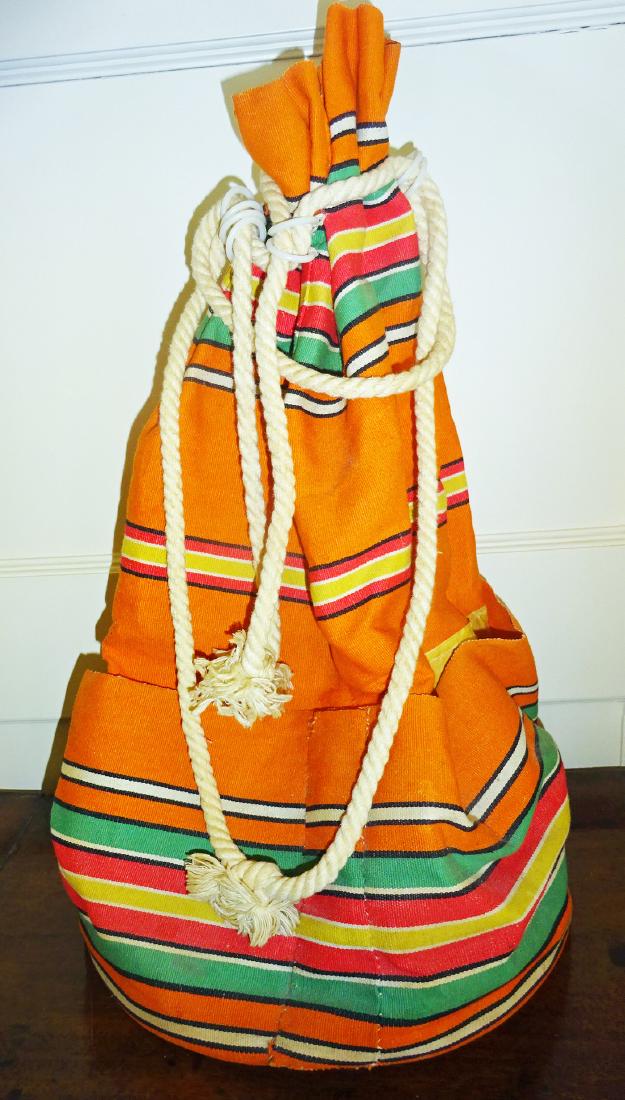 Vintage Beach Bag 1940's (1 of 3)