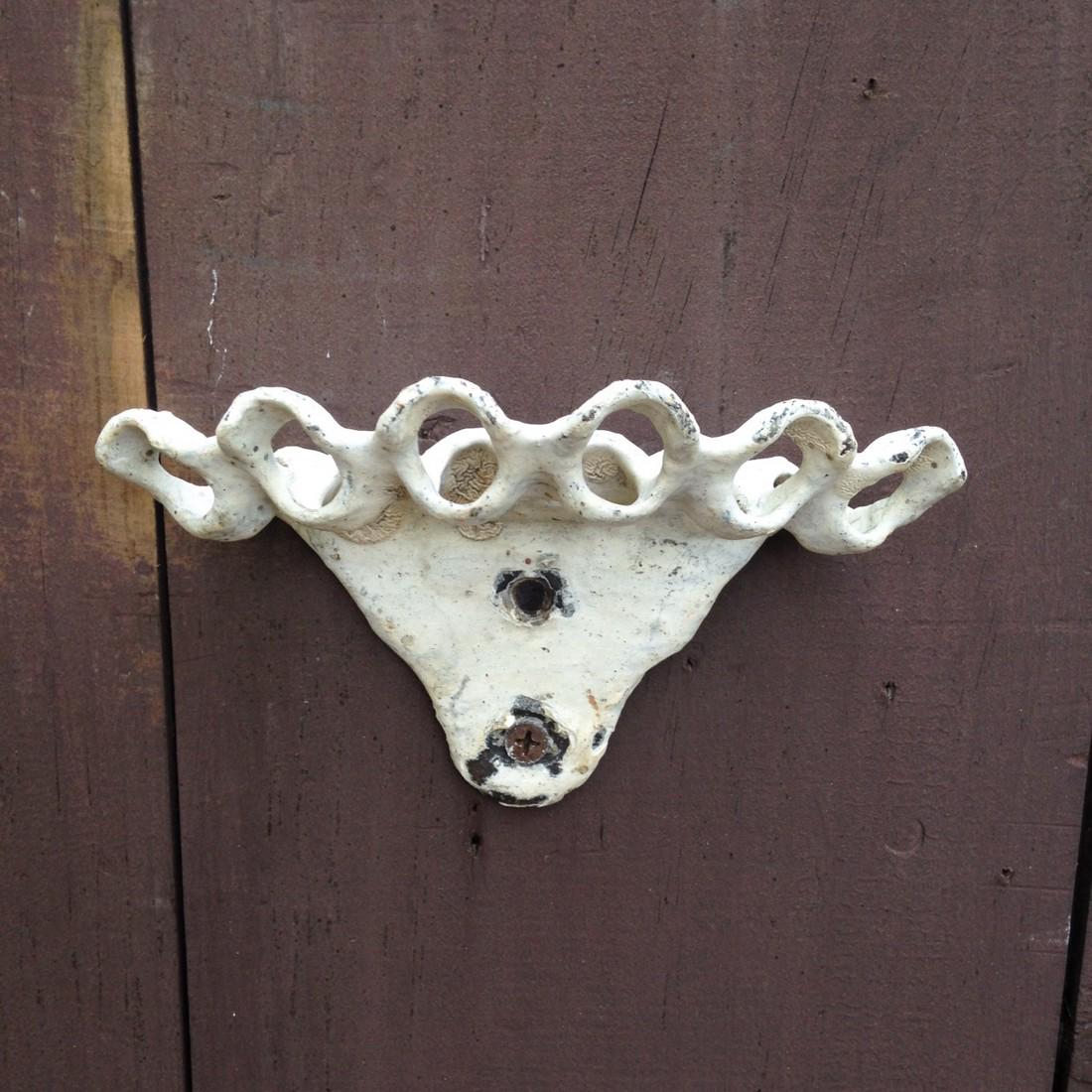 C1900 Cast Iron Flag Holder In Old White Porch Paint (1 of 4)