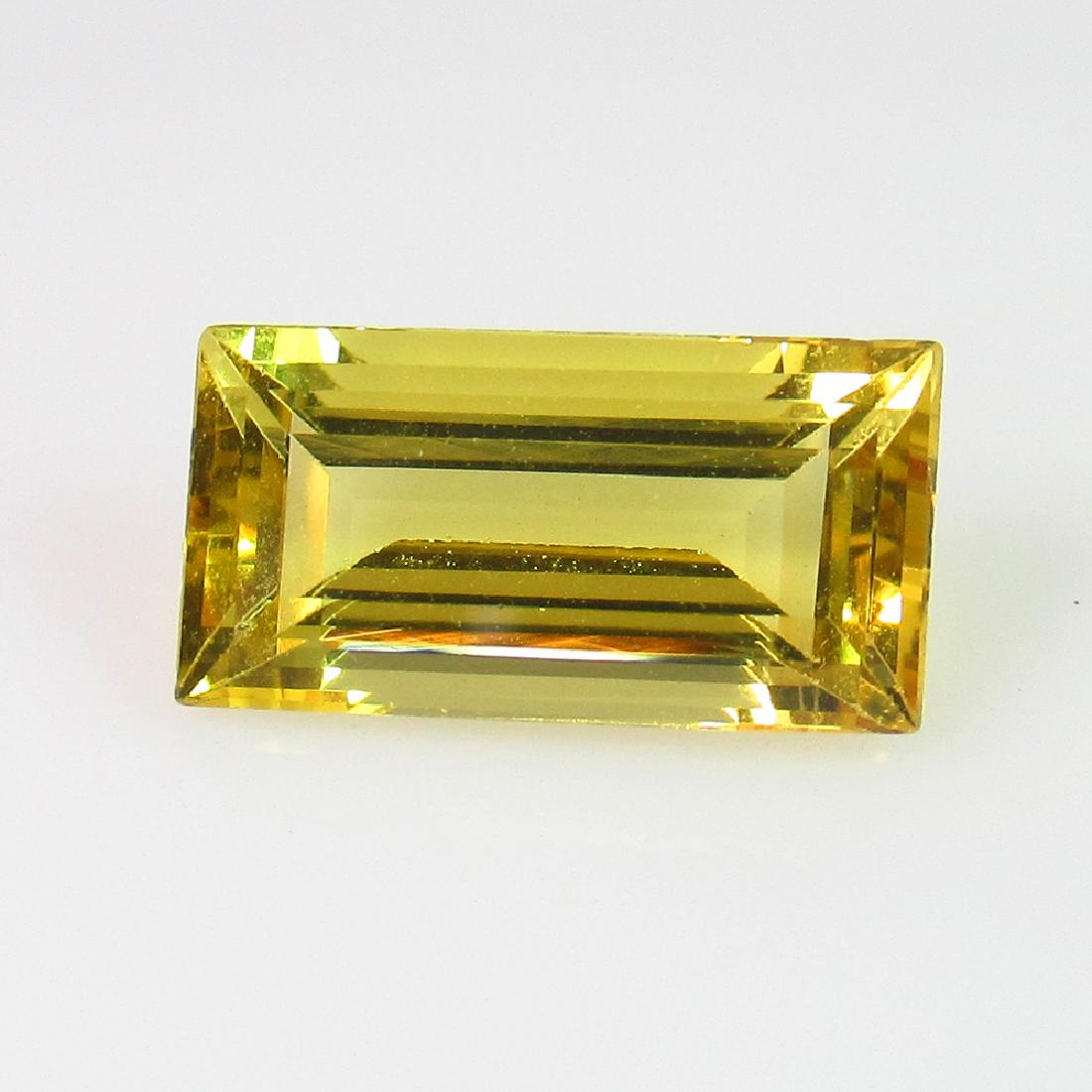 2.57 Ct Natural Yellow Beryl Rectangle Cut: No Reserve! Title: 2.57 Ct Natural Yellow Beryl Rectangle Cut Stone Clarity: VVS Gemstones: Natural Beryl Carat Weights: 2.57 Size/Dimensions: 11.80 x 6.30 x 4.80 mm Additional Information: Top Qualit