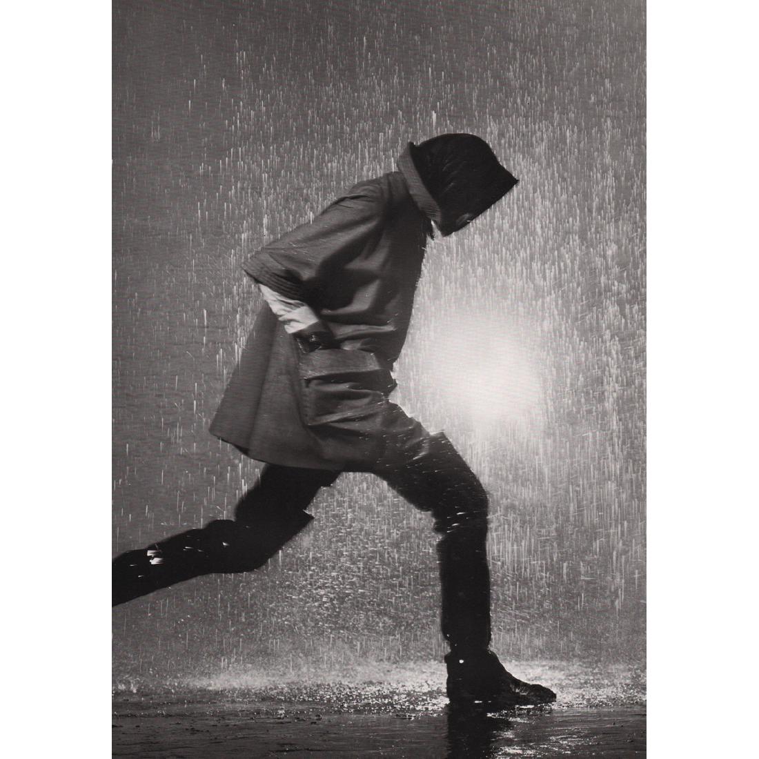 RICHARD AVEDON - Tilly Tizzani, Raincoat by Main Street: Artist: RICHARD AVEDON Print Title: Tilly Tizzani, Raincoat by Main Street, New York 1964 Medium: Photo-engraving Printing Date: 1970's Printed in the USA Image Size approx: 10 x 13.5 inches Richard A