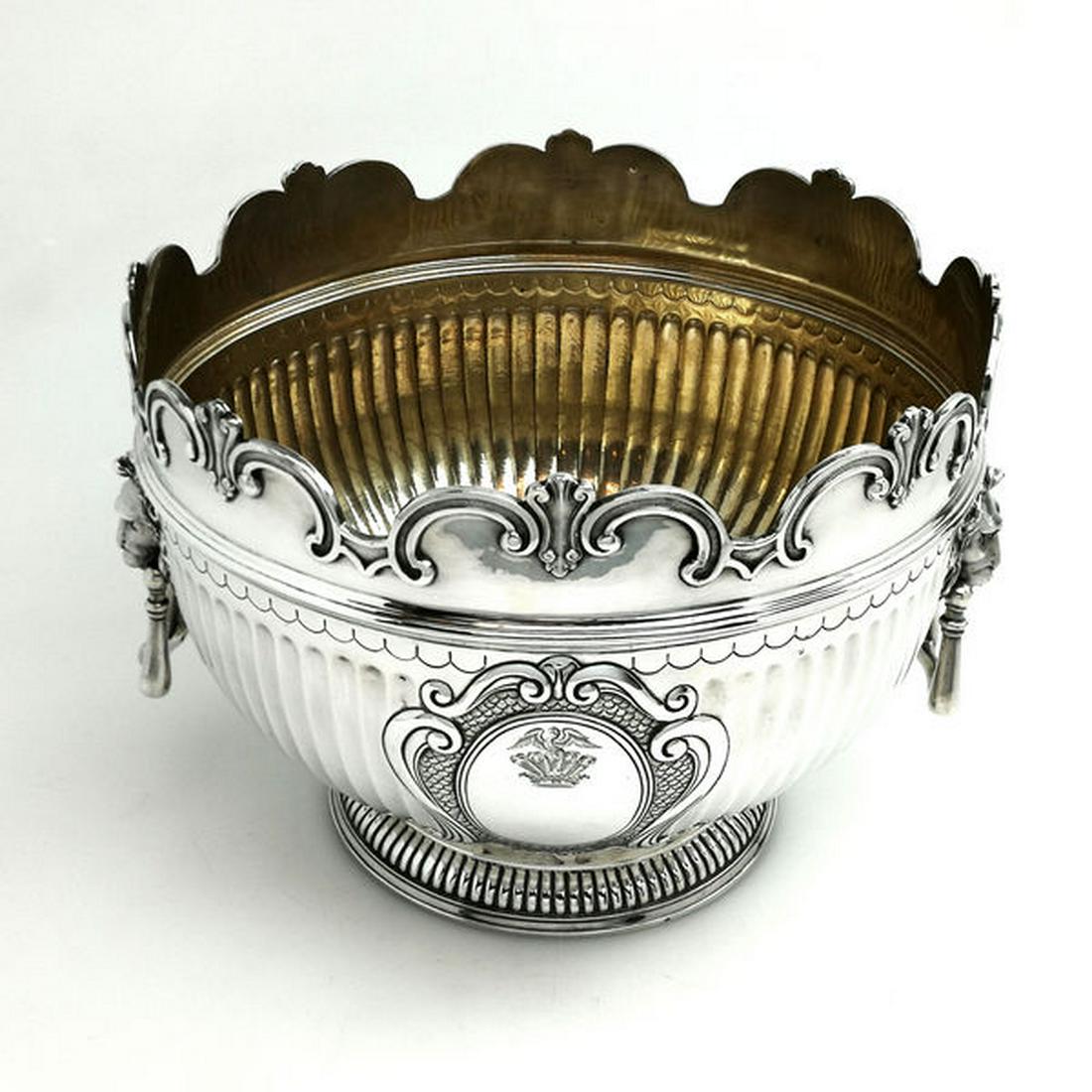 LARGE ANTIQUE VICTORIAN MONTEITH STYLE PUNCH BOWL /: A magnificent Antique Victorian Sterling Silver Monteith Style Bowl. This Bowl is large enough to be used as a Punch Bowl or a Champagne / Wine Cooler / Ice Bucket. The Bowl has a classic half fluted