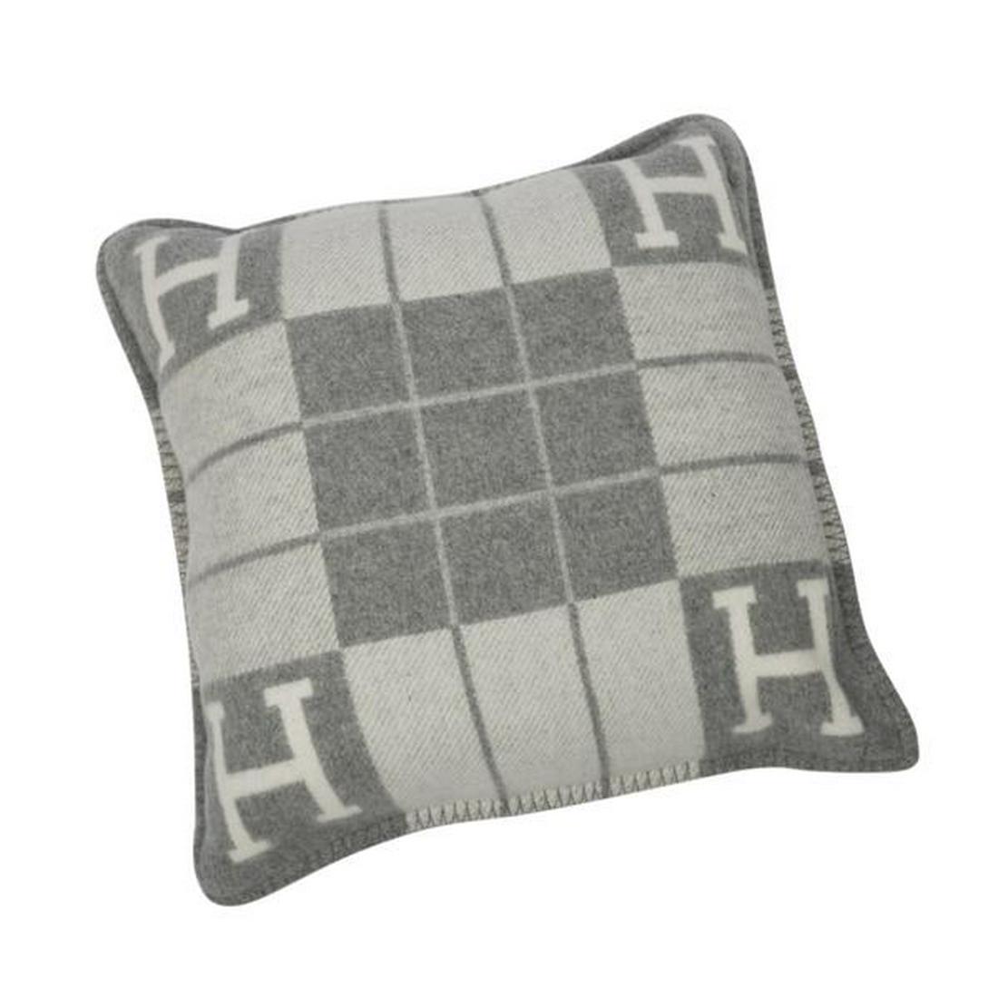 Hermes Cushion Avalon III PM Signature H Ecru Gris: The removable cover is created from 90% Wool and 10% cashmere and has whipstitch edges. New or Pristine Store Fresh Condition. Comes with sleeper. Please see the matching throw pillow listed. **Please