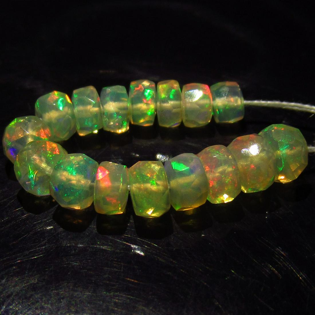 5.23 Ct Genuine 16 Drilled Round Faceted Opal Beads (1 of 2)