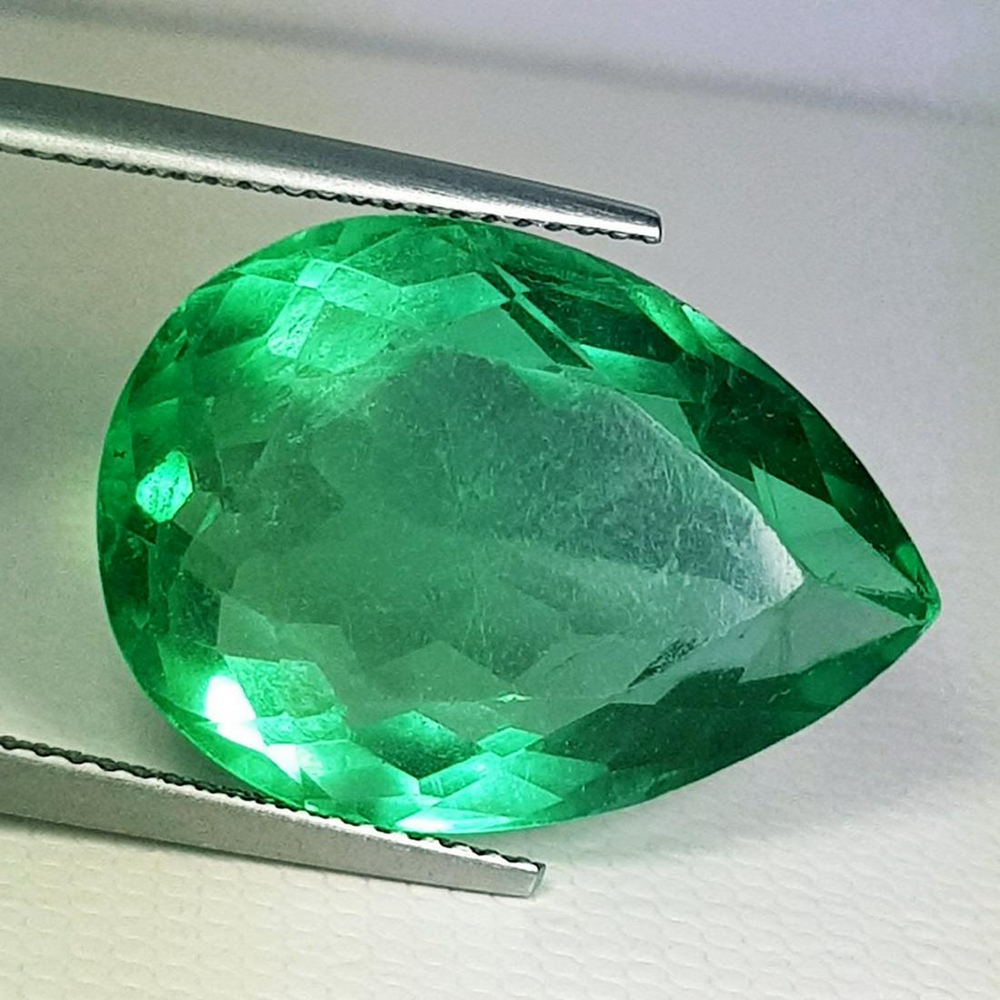 25.60 ct Natural Fluorite Colombian Emerald Color (1 of 6)
