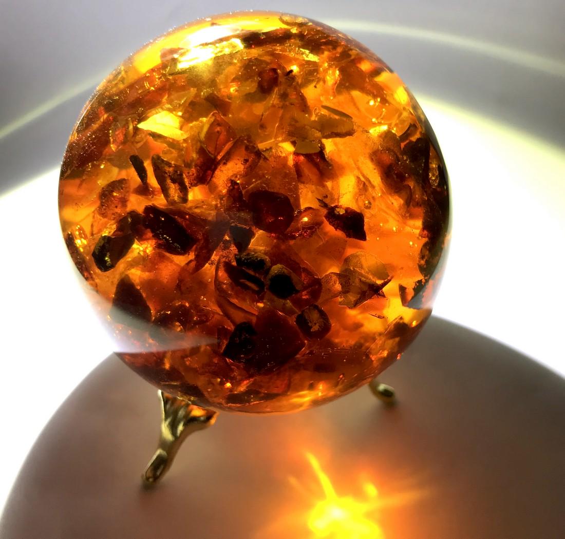 Spectacular amber ball sphere ø74mm on the stand (1 of 8)