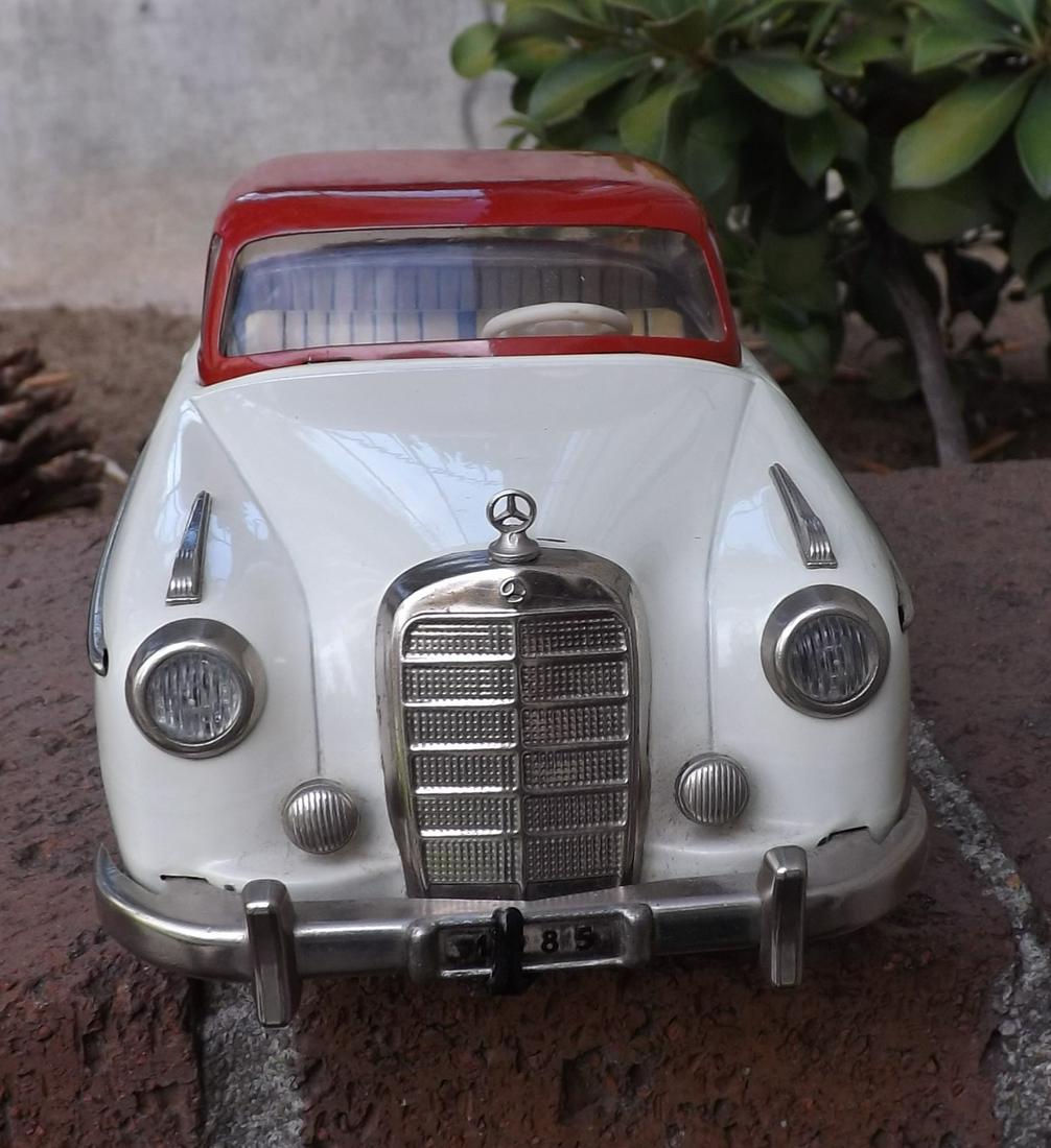 Schuco 1085 Rollfix (1 of 4)