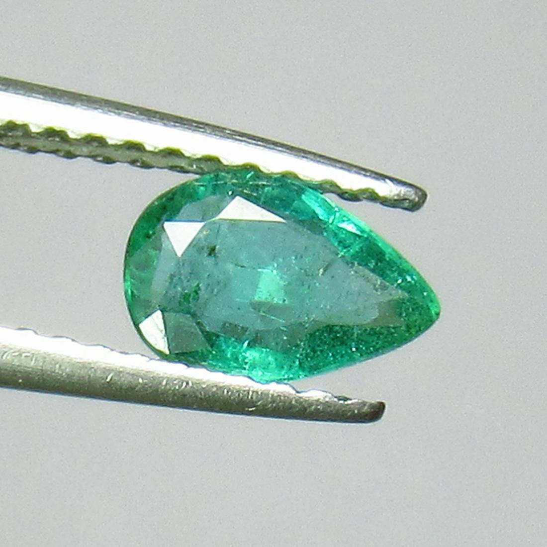 0.51 Ct Genuine Zambian Emerald Pear Cut (1 of 2)