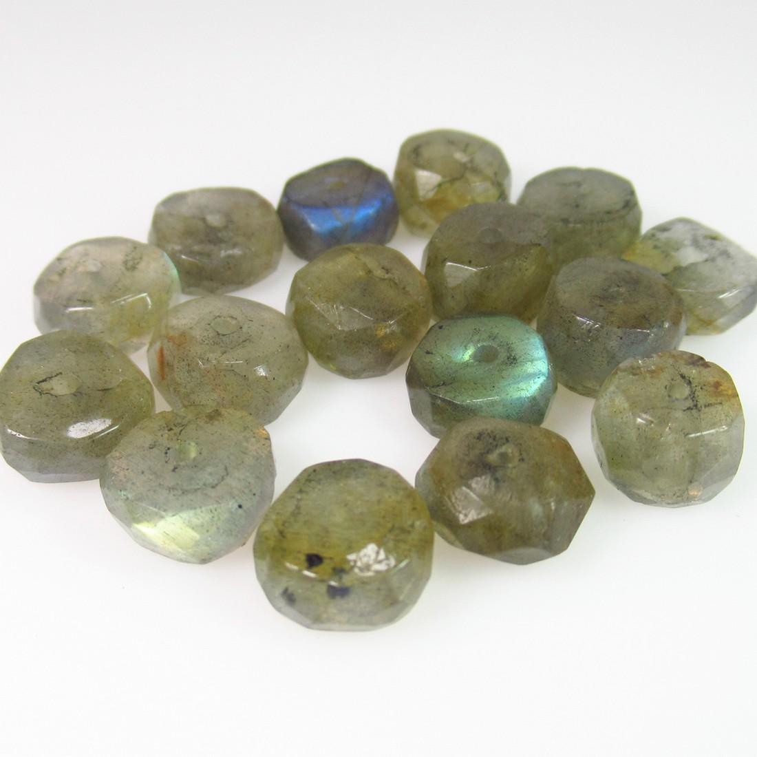 42.80 Ct Genuine 16 Labradorite Drilled Round Beads: No Reserve! Title: 42.80 Ct Genuine 16 Labradorite Drilled Round Beads Stone Clarity: Transparent Gemstones: Natural Labradorite Beads Carat Weights: 42.80 Size/Dimensions: 7.50 to 8.50 mm / 16 PC's A