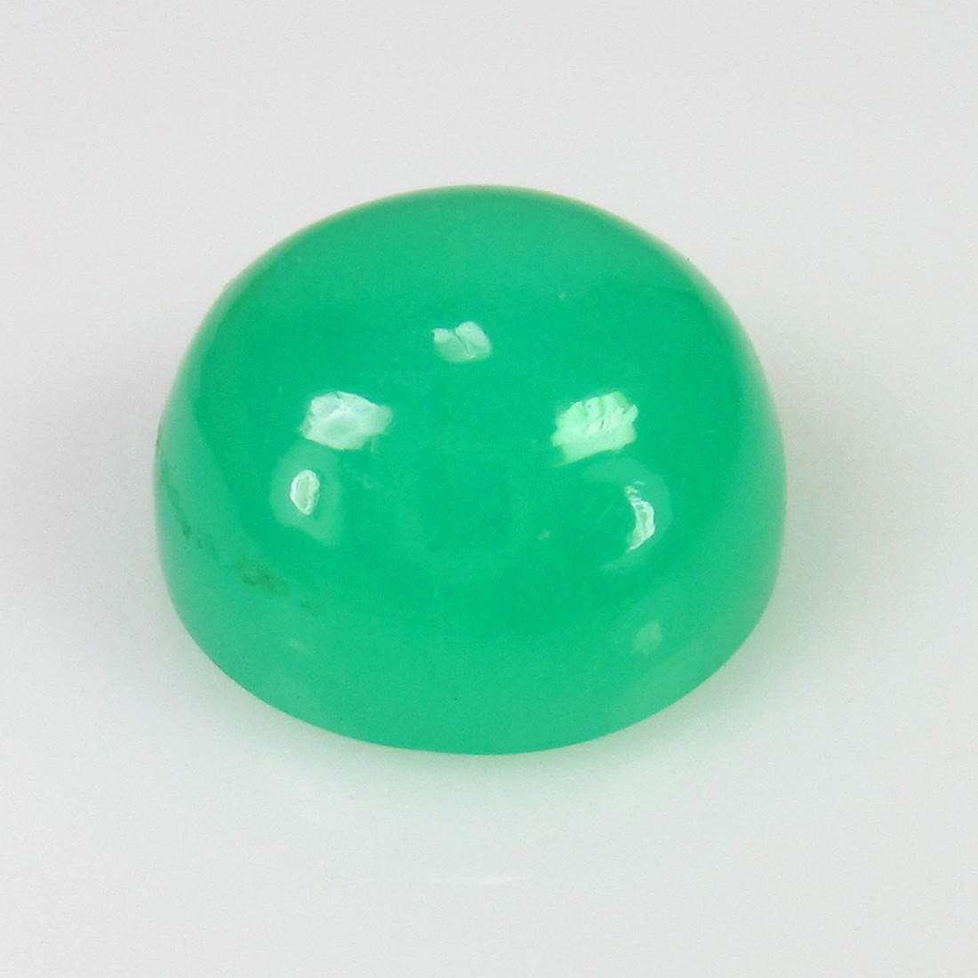 5.36 Ctw Natural Green Chrysophrase Round Cab: No Reserve! Title: 5.36 Ctw Natural Green Chrysophrase Round Cab Stone Clarity: Opaque Gemstones: Chrysophrase Carat Weights: 5.36 Size/Dimensions: 10.80 x 10.80 x 6.20 mm Additional Information: Roun