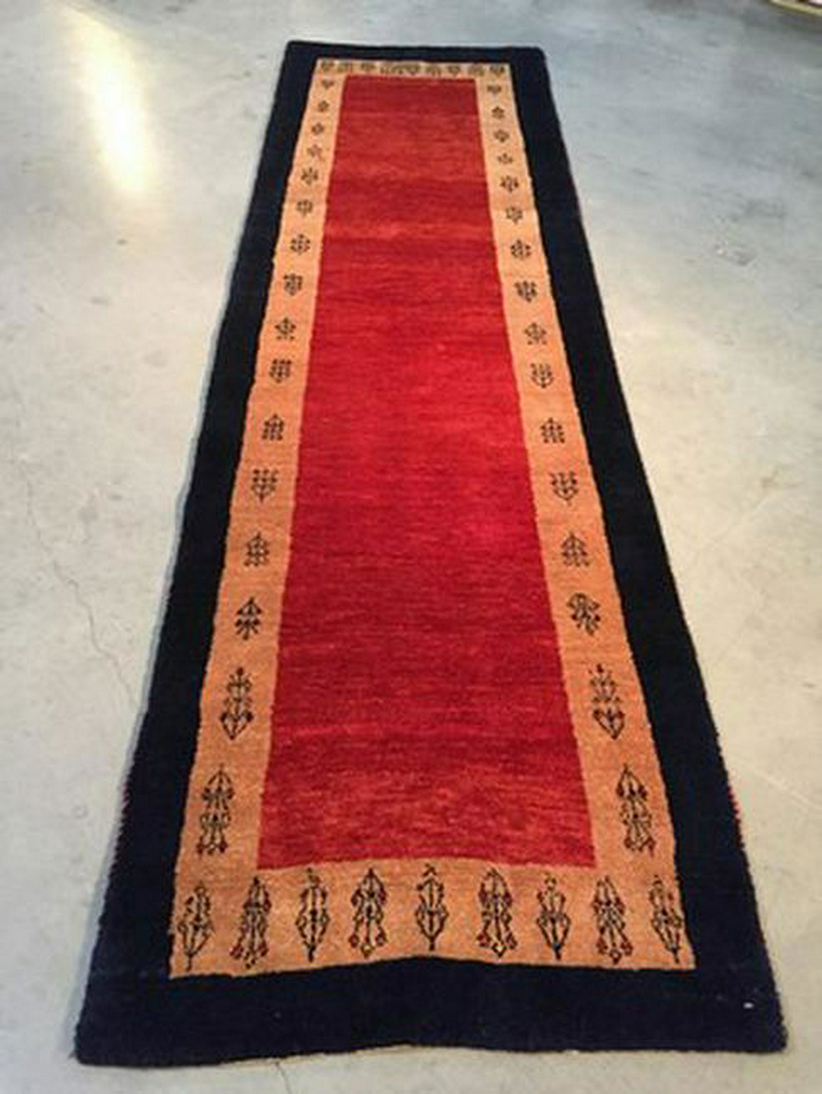 MAGNIFICENT AUTHENTIC PERSIAN RUNNER 2'6"X8'8" (1 of 9)