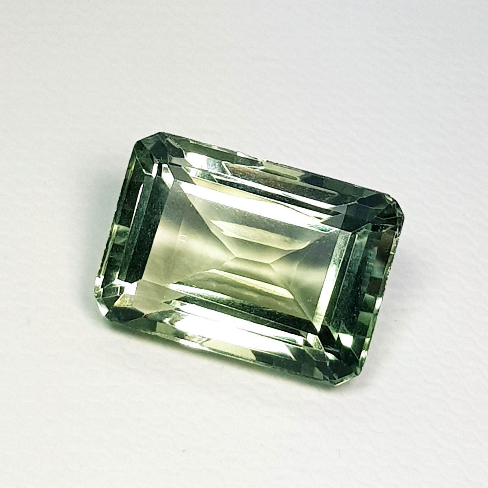 Natural Green Amethyst Emerald Cut 8.40 ct (1 of 6)