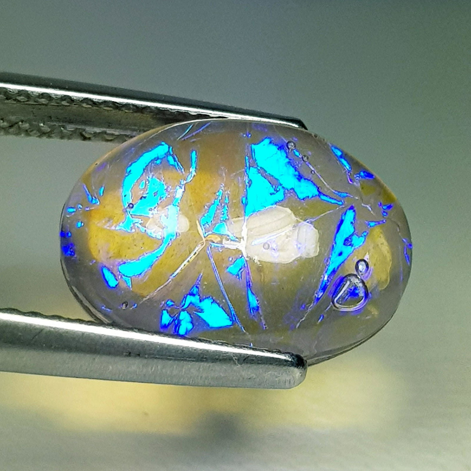 Australian Doublet Opal 5.80 ct (1 of 6)
