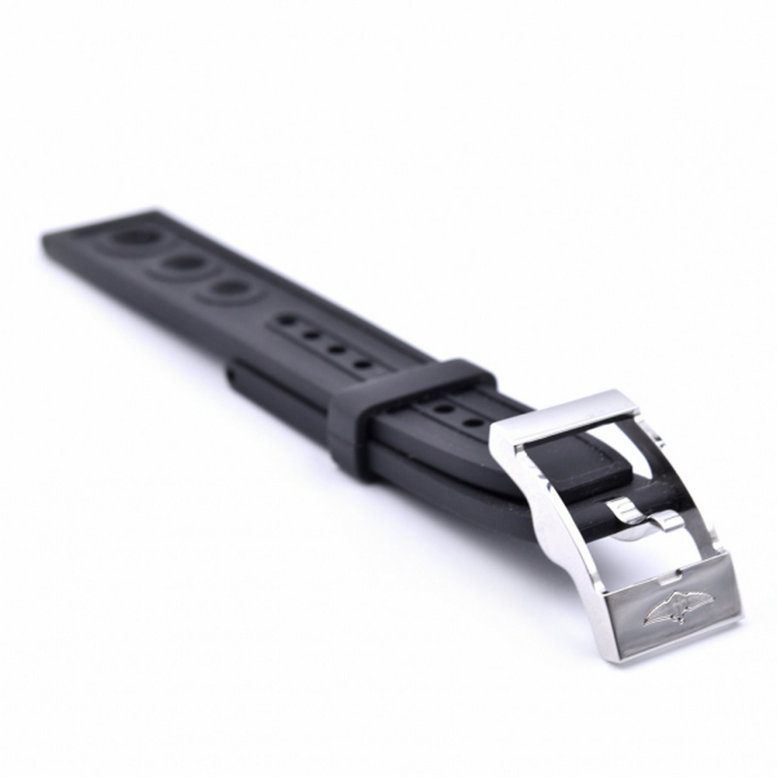 Breitling 20mm Ocean Racer Strap: Designer: Breitling Material: rubber Dimensions: 7"-inch strap *Prices are subject to change based on fluctuations in metal prices and currencies Reserve: $145.00 Shipping: Domestic: Free shipping to 