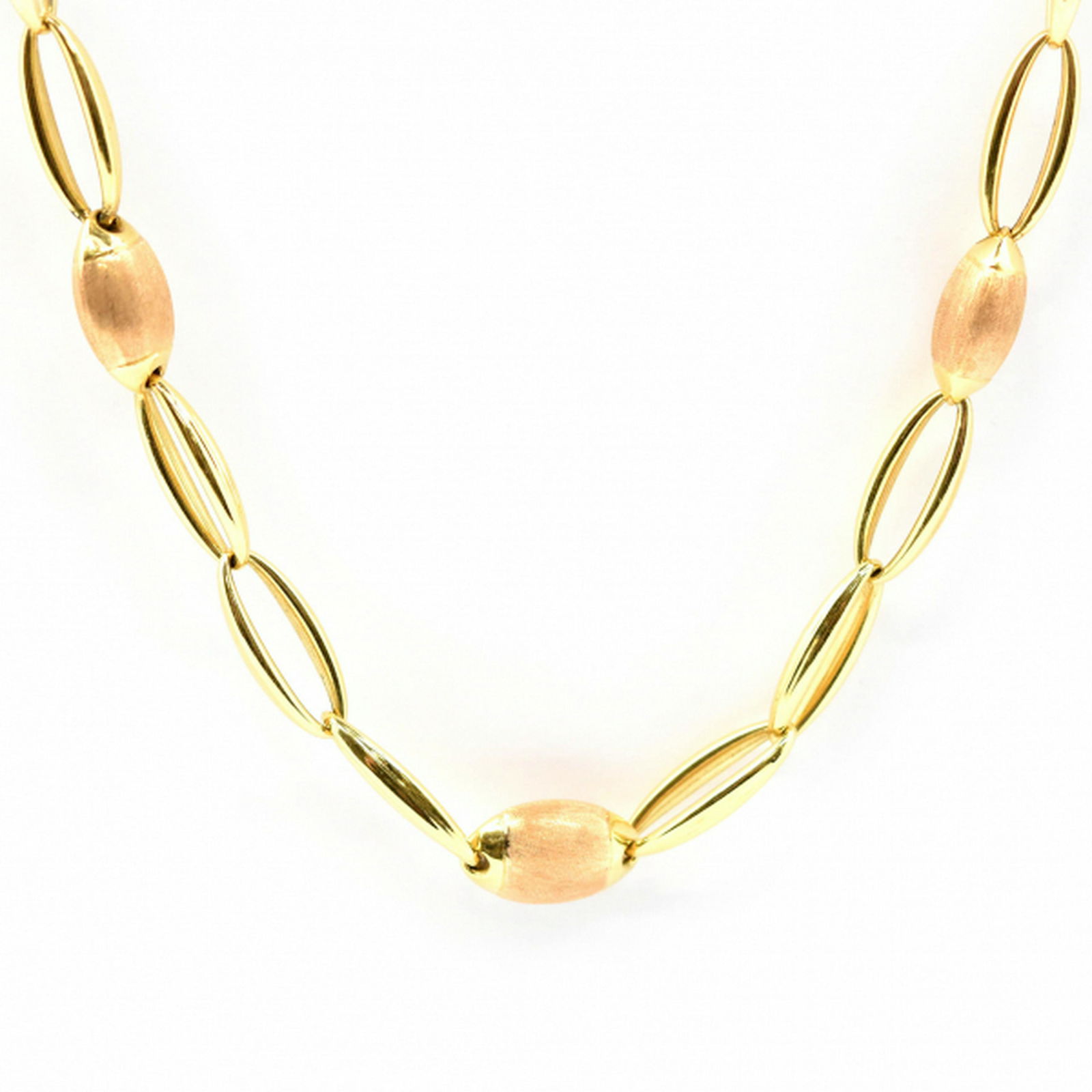 Chimento 18k Yellow & Rose Gold Oval Link Chain: This stunning chain is made in solid 18k gold (rose and yellow) by designer Chimento. The necklace measures 22 inches in length, and it measures 17mm wide at the widest point. The necklace weighs 38.2