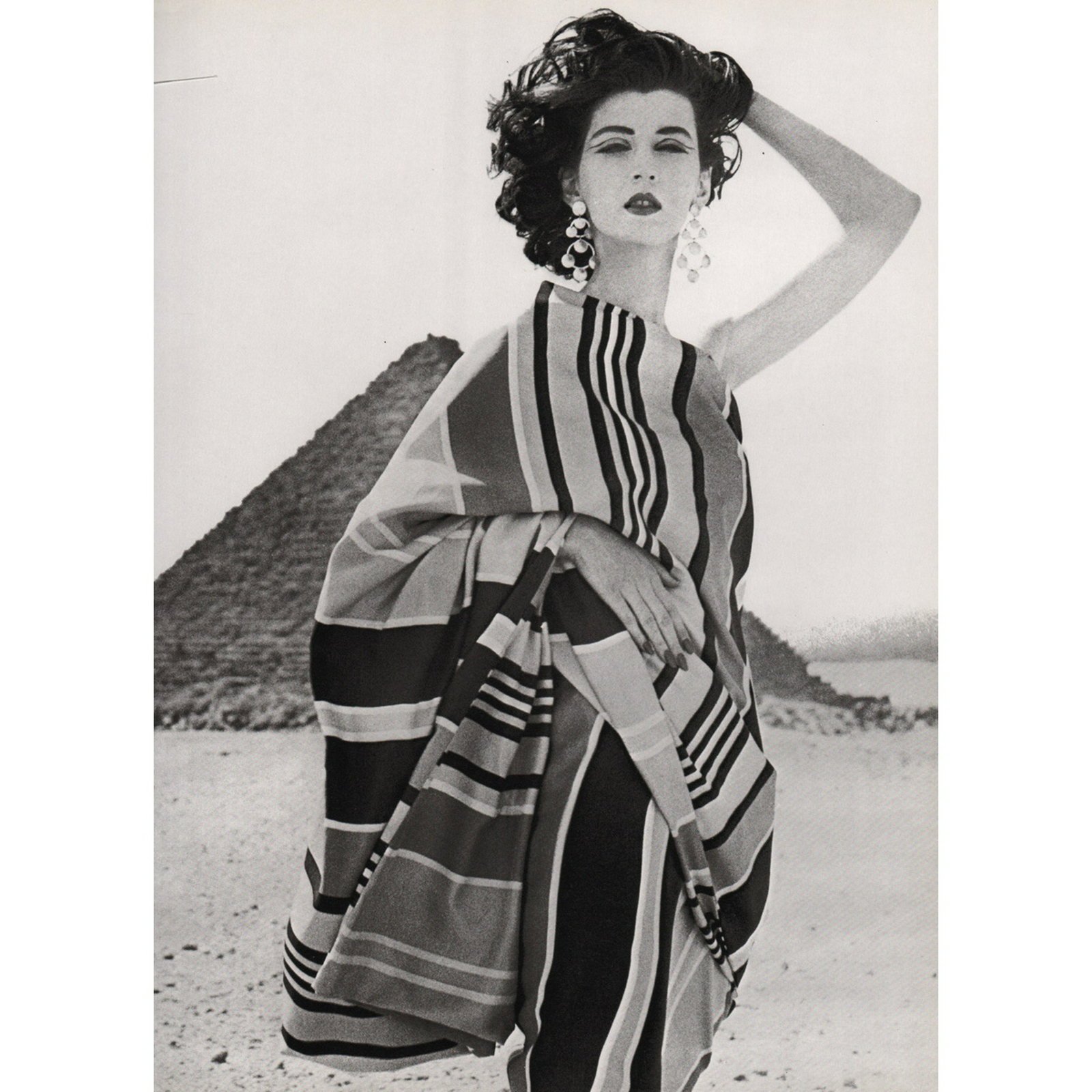 RICHARD AVEDON - Dovima, Giza Egypt 1951: Artist: RICHARD AVEDON Print Title: Dovima, Giza Egypt 1951 Dorothy Virginia Margaret Juba (1927-1990), later known as Dorothy Horan, and best known as Dovima, was an American model during the 1950s. 