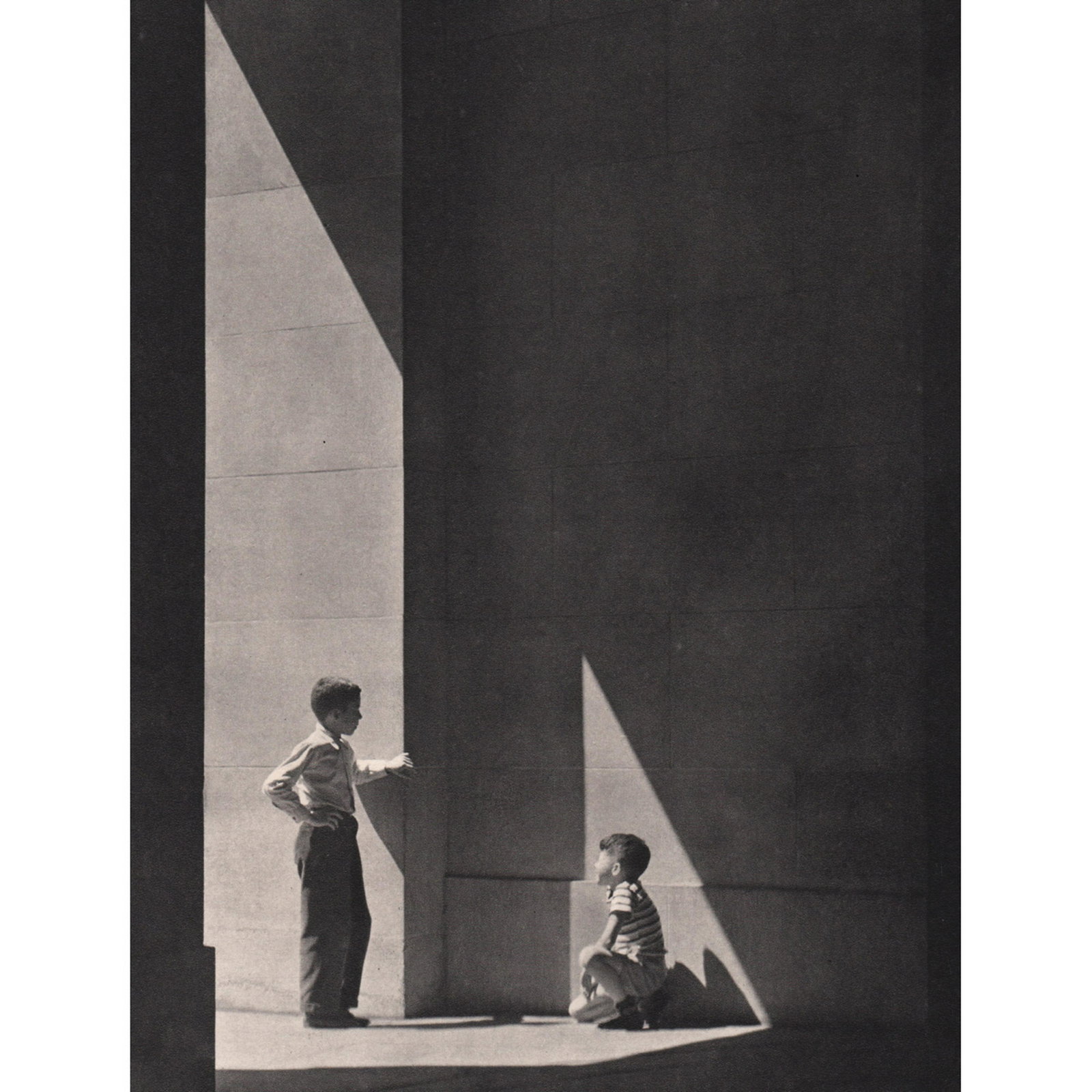 JOSE OITICICA FILHO - Triangulos Semelhantes: Artist: JOSE OITICICA FILHO Print Title: Triangulos Semelhantes Medium: Sheet-fed Gravure Printing date: 1950's Printed in England Image Size: 7.5 X 9.75 inches Jose Oiticica Filho (1906-1964) was a B