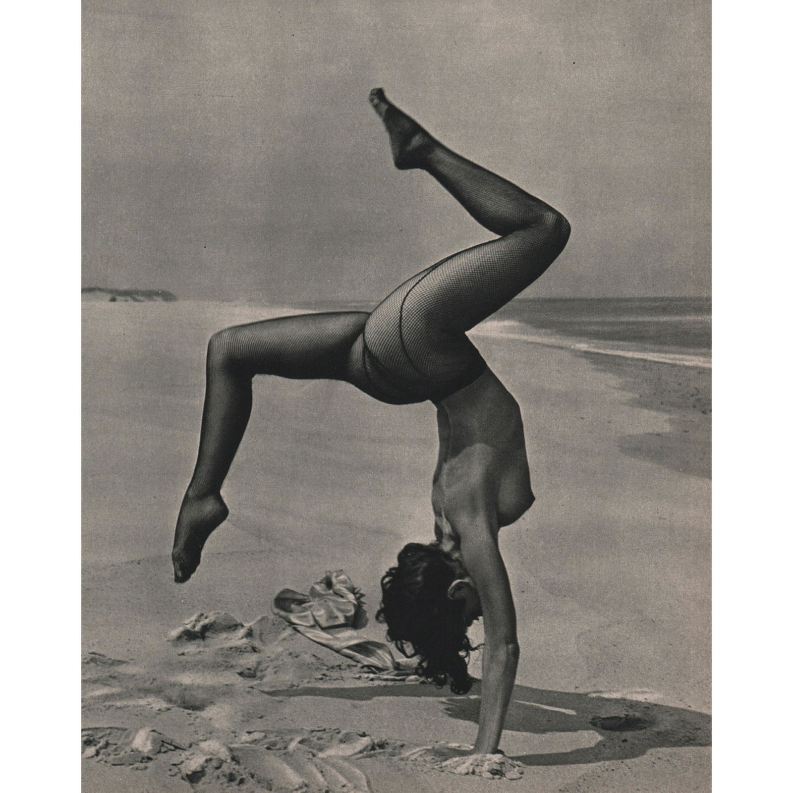 ANDRE DE DIENES - Nude: Artist: ANDRE DE DIENES Print Title: Nude Medium: Sheet-fed Gravure Printing Date: 1950s Printed in France Image size approx. 8 x 10.5 inches Andre De Dienes (1913-1985) was a Hungarian photographer,