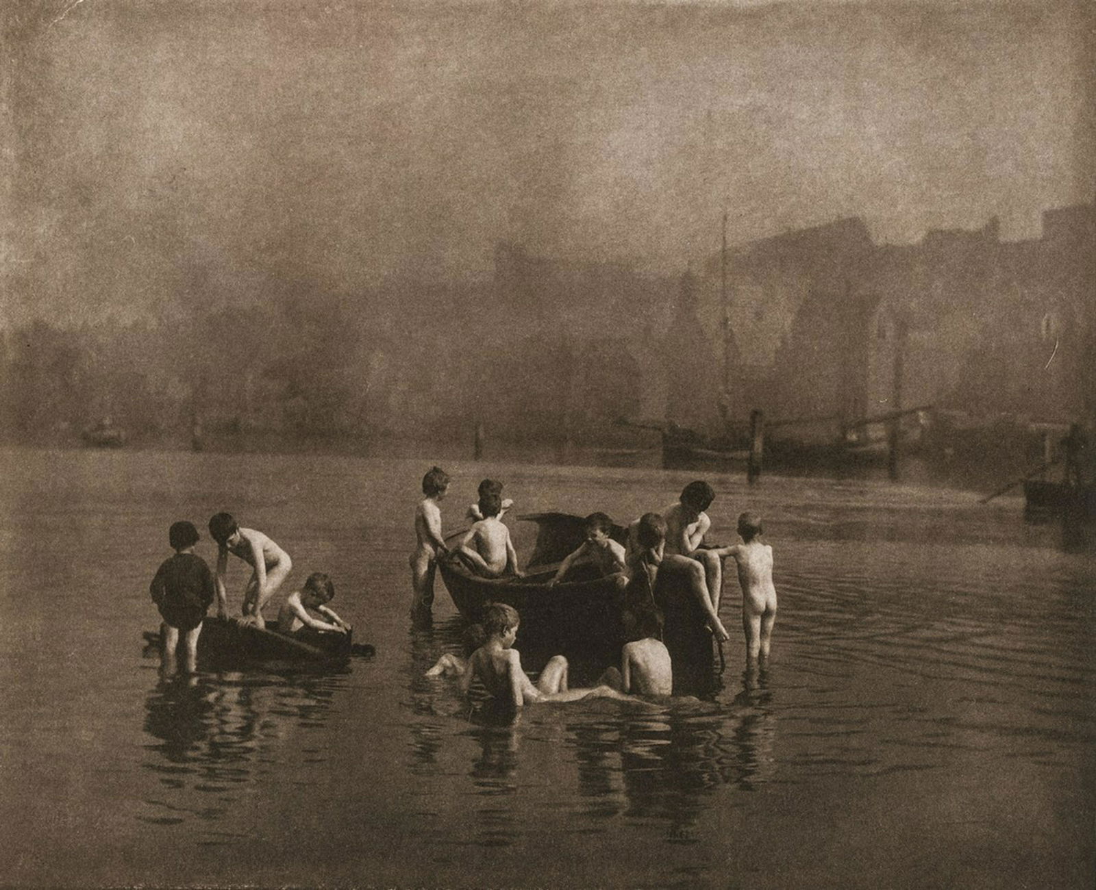 FRANK M. SUTCLIFFE - Water Rats, 1866 (1 of 1)