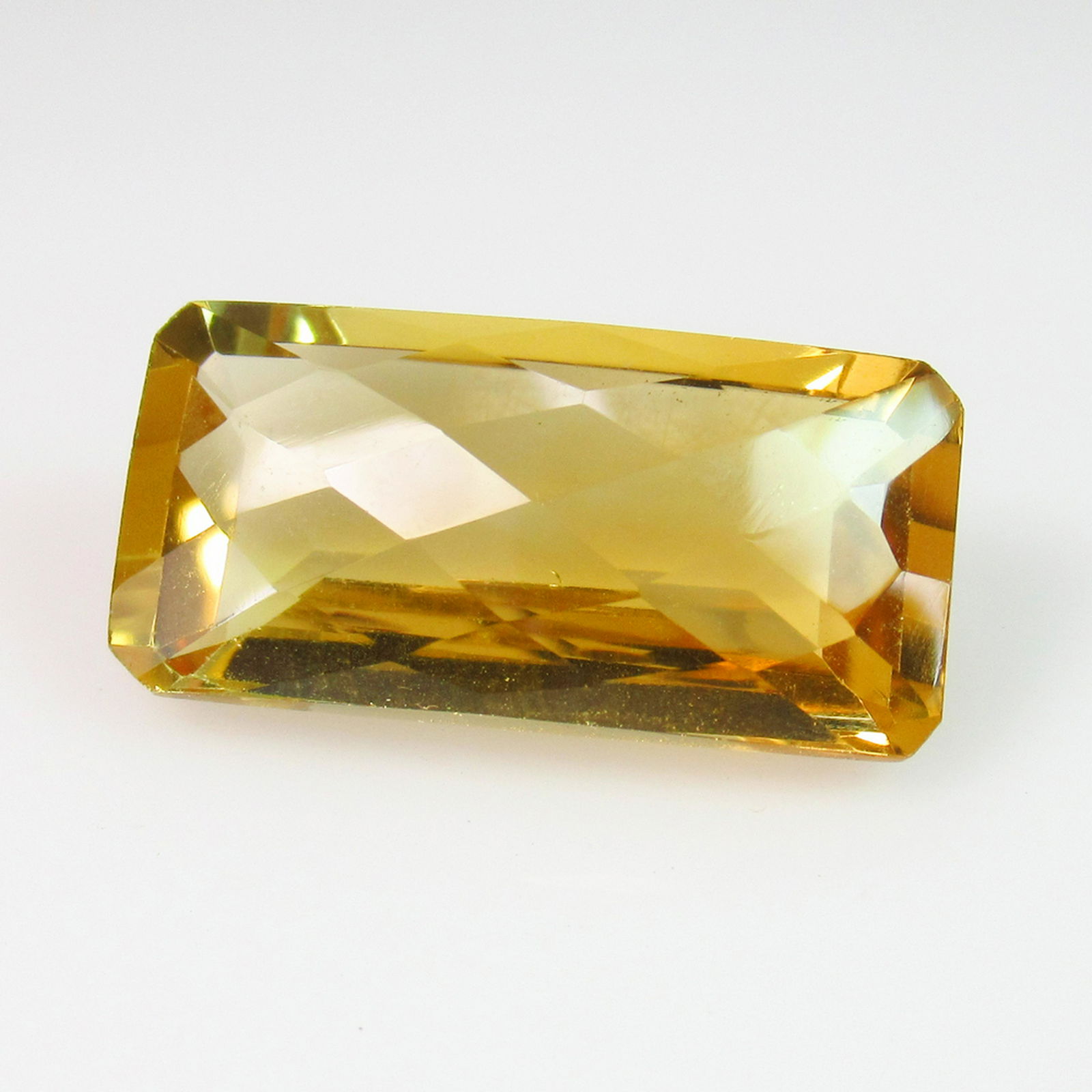 12.03 Ct Genuine Quartz Citrine Octagon Checkerboard (1 of 2)