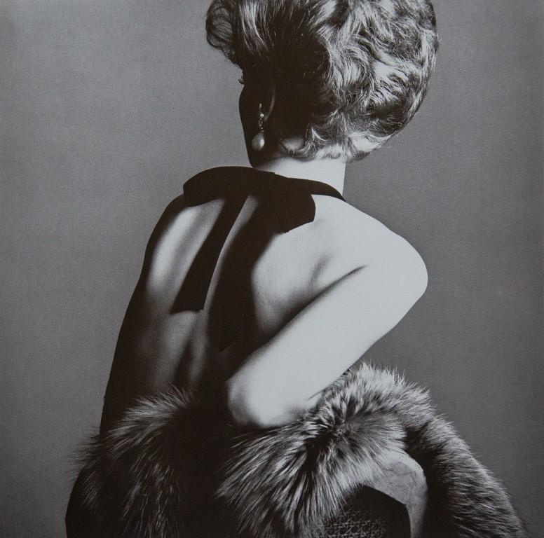 IRVING PENN - Woman With Bare Back, New York, 1961: Artist: Irving Penn Title: Woman With Bare Back, New York, 1961 Medium: Photo Litho, 1986, USA Dimensions: 8x7.9" Heat Wax Mounted on 11x14" Conservation Board Irving Penn (1917-2009) was an American 