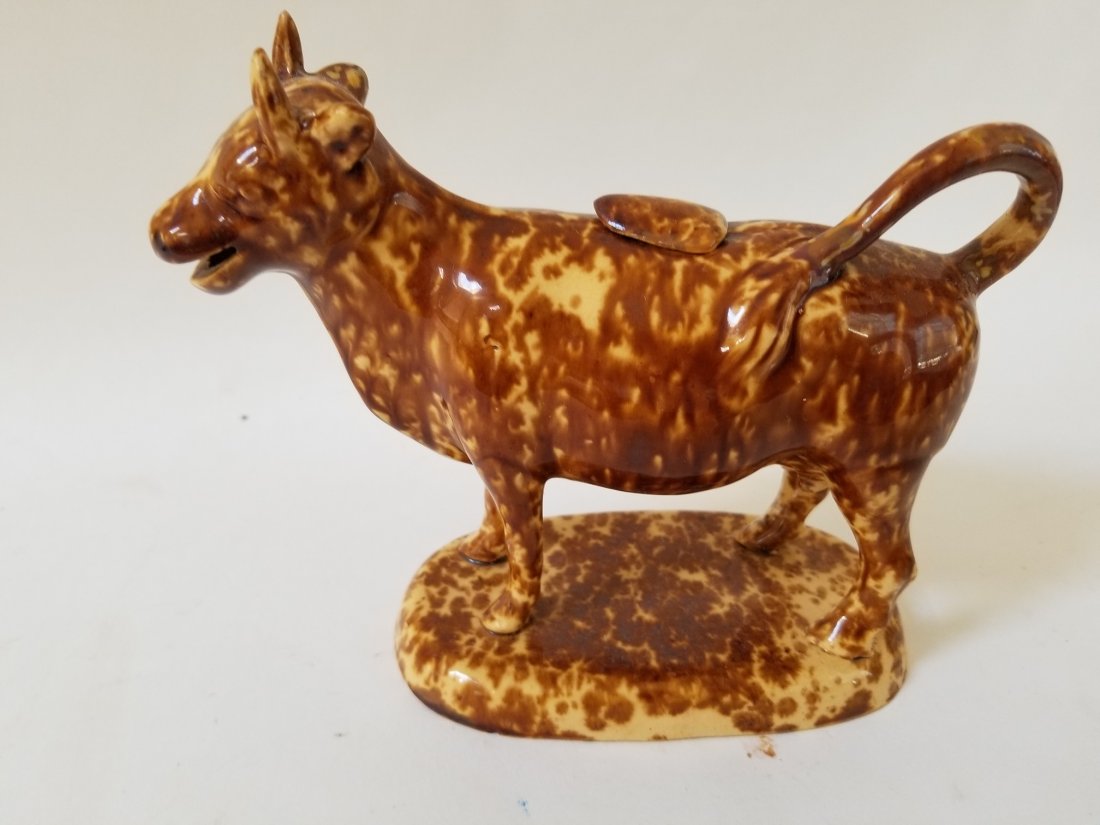Bennington Cow Creamer (1 of 4)